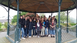 French Students visiting Simmons Park