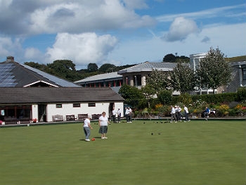 Photo Gallery Image - Simmons Bowls Club
